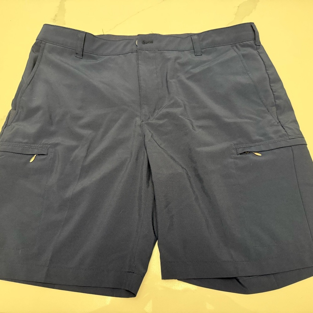 Men's Navy Izod Golf Cargo Shorts